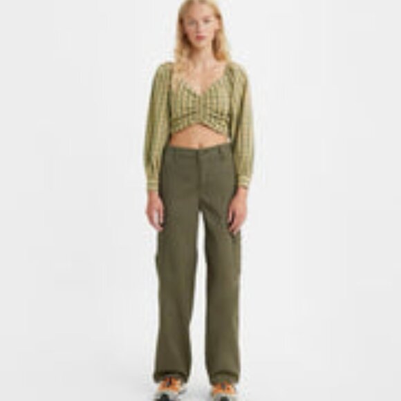 Levi’s Olive Night Baggy Cargo - Picture 1 of 3